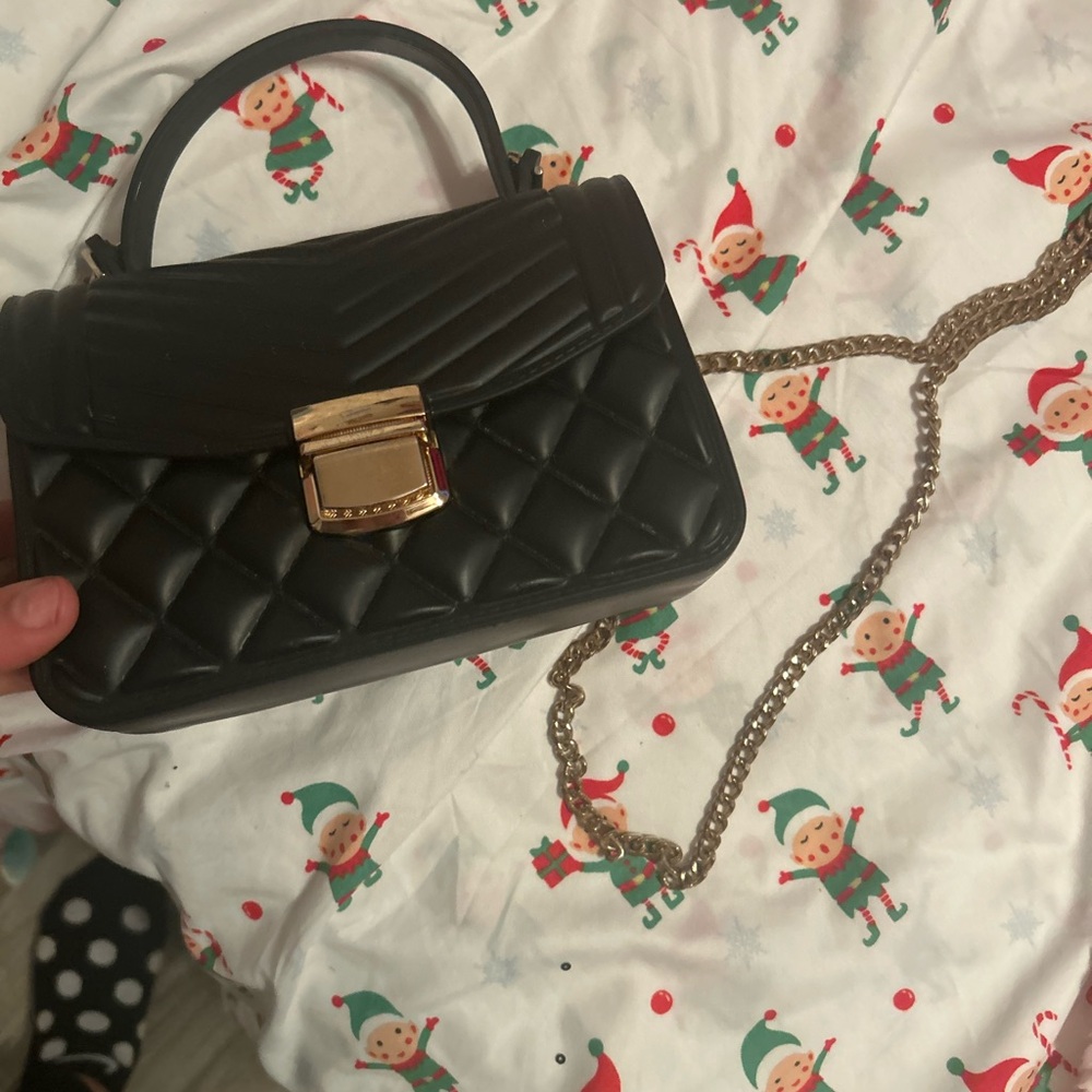 Black Quilted Handbag with Chain Strap